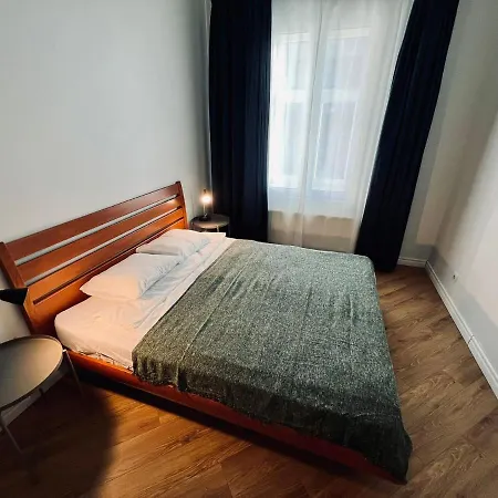 Two Bedroom In The Old Town