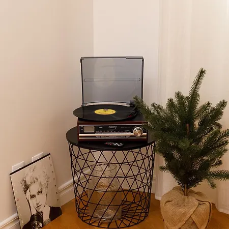 Two Bedroom In The Old Town