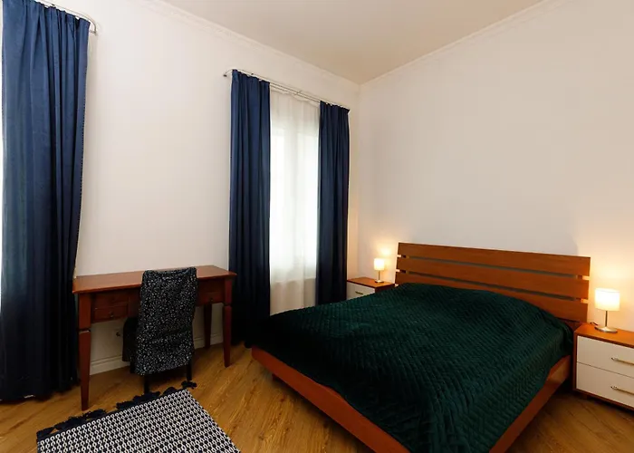 Two Bedroom In The Old Town Apartament *