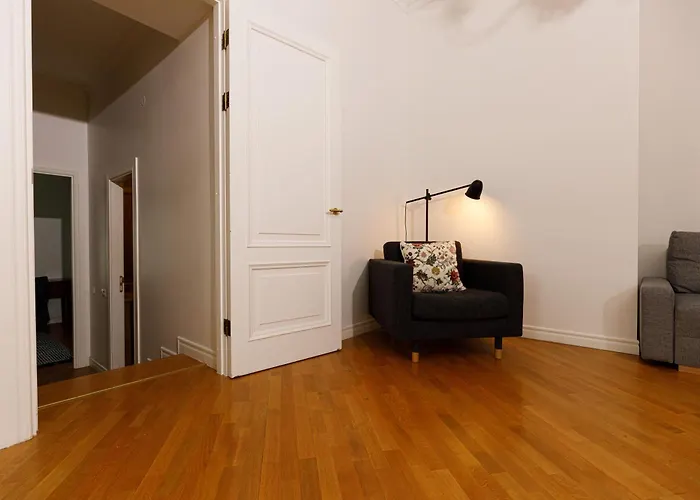 Two Bedroom In The Old Town *