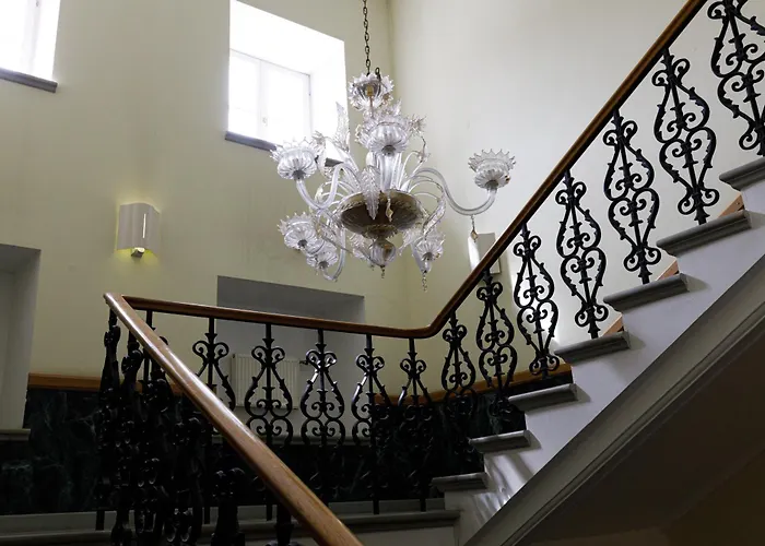 Two Bedroom In The Old Town *